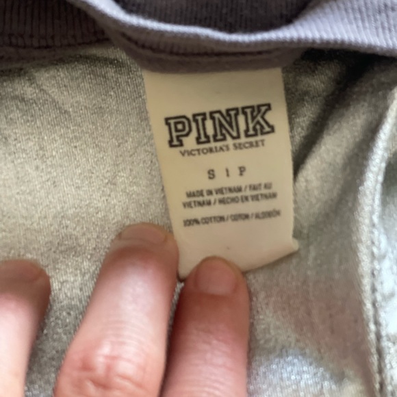 (Lot) Victoria Secret long sleeve rhinestone shirt and H&M shiny silver pants - Picture 4 of 8